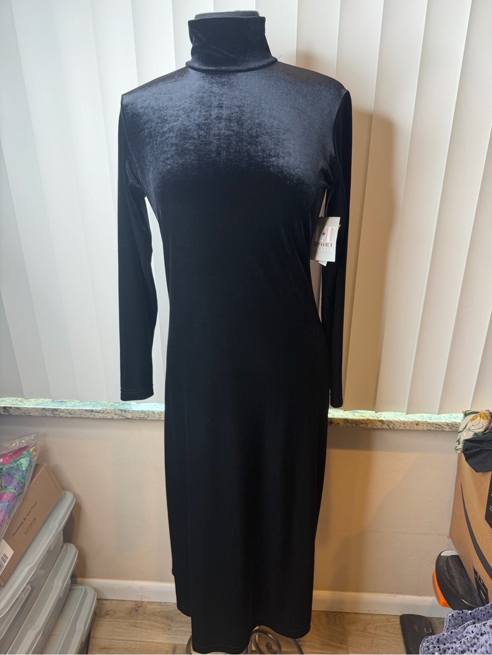 LT Sport Petite Classic Black Velvet Turtleneck Midi Evening Dress Size P Small